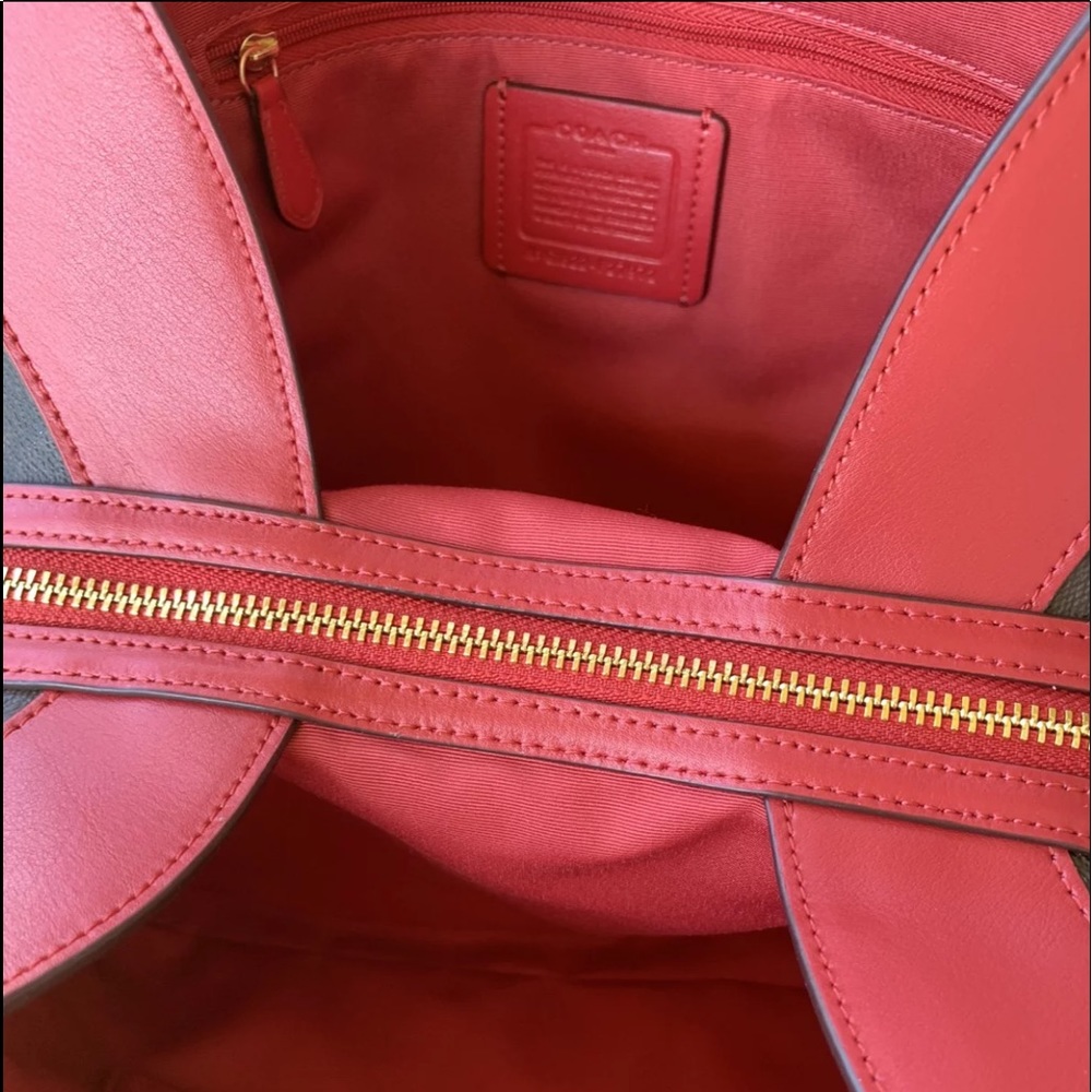 Gaby’sBags👜💕-NWT Coach Shoulder Bag - Picture 6 of 8